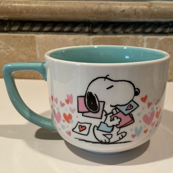 Hallmark Peanuts Snoopy Valentine Mug 2022 - Picture 5 of 8